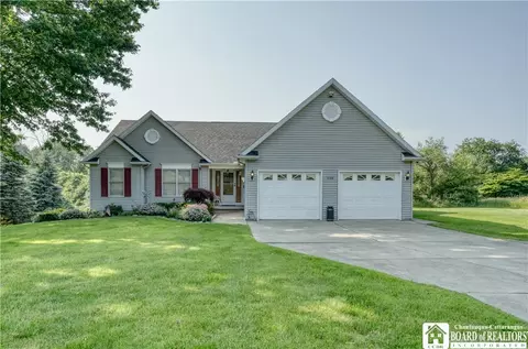 3758 Bard Rd, Pomfret, NY 14718