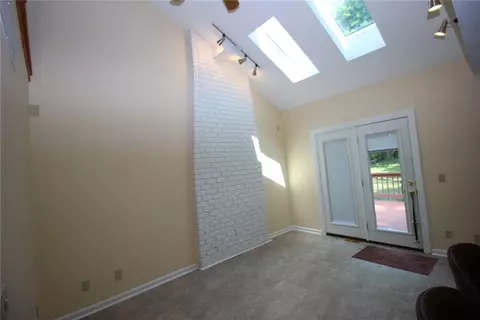 175 Sachem Way, Irondequoit, NY 14617 photo 4