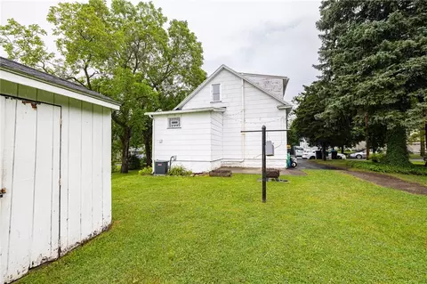 341 Knapp Ave, Irondequoit, NY 14609 photo 17