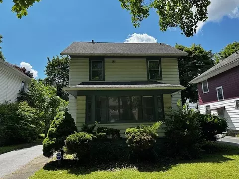 327 Inglewood Dr, Rochester, NY 14619