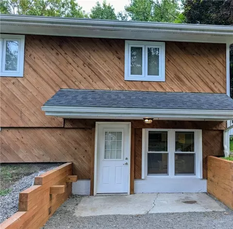 726 Five Mile Dr, Ithaca, NY 14850 photo 4