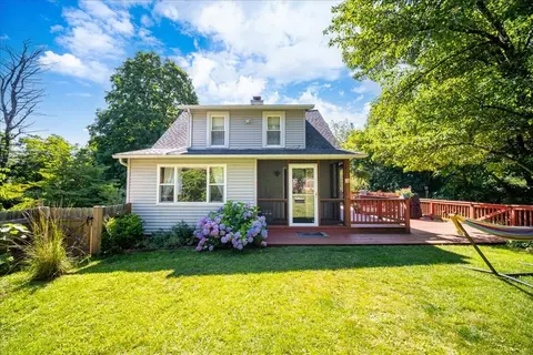 230 S Wall St, Kingston, NY 12401