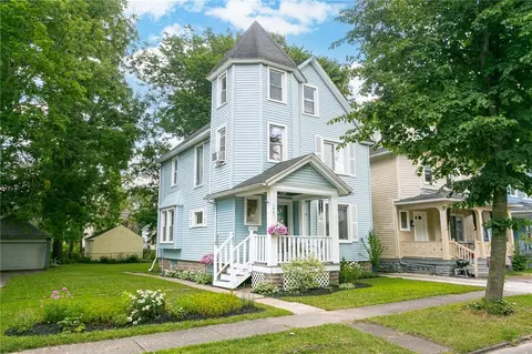 146 Sherwood Ave, Rochester, NY 14619