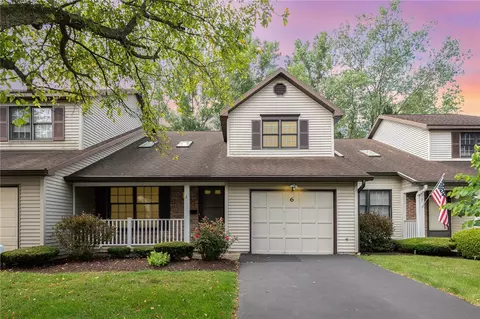 6 Harvest Hl, Chili, NY 14624