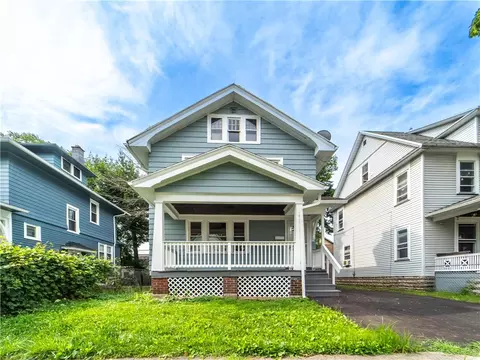 113 Rosemary Dr, Rochester, NY 14621