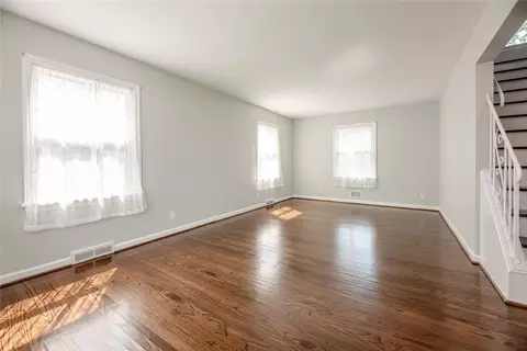 35 Aragon Ave, Irondequoit, NY 14622 photo 5