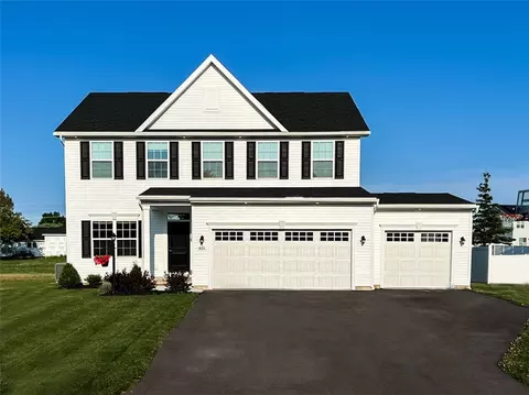 426 Alyssa Way, Webster, NY 14580