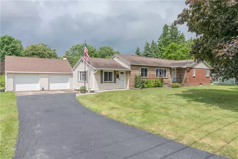 163 Lyman St, Sweden, NY 14420