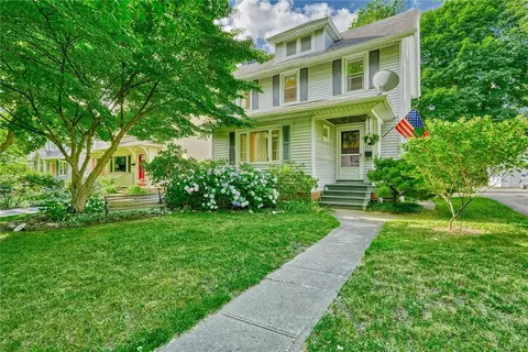49 Lanark Cres, Rochester, NY 14609