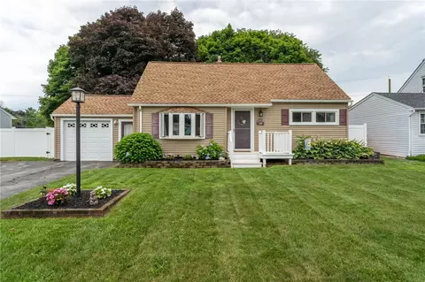 168 Harvest Dr, Greece, NY 14626