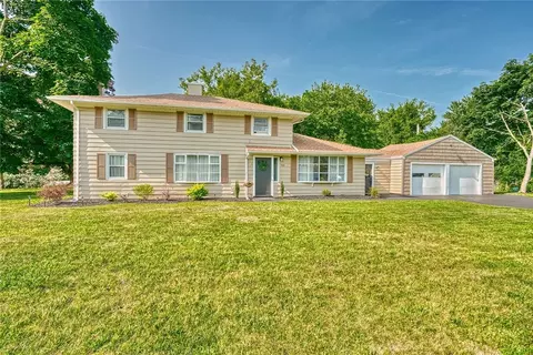 759 Bay Rd, Webster, NY 14580