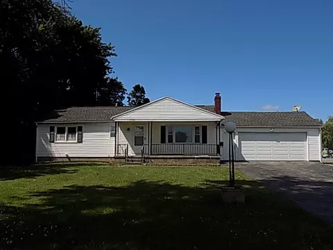 3948 Lyell Rd, Gates, NY 14606