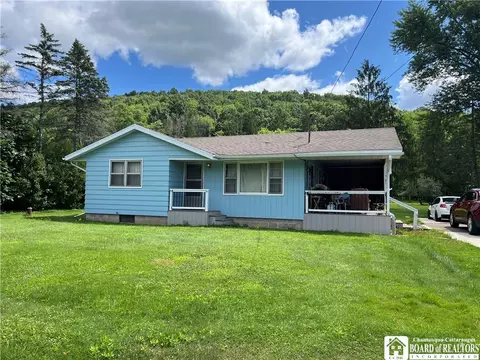 4284 N State St, Salamanca, NY 14779