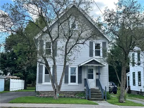 75 East St, Walton, NY 13856