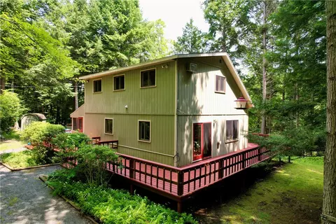 82 Deer Dell Rd, Andes, NY 13731