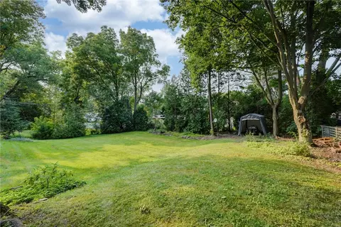 26 Clover Dr, Webster, NY 14580 photo 41