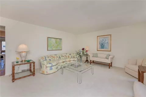 82 Carol Dr, Irondequoit, NY 14617 photo 4