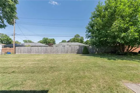 82 Carol Dr, Irondequoit, NY 14617 photo 42