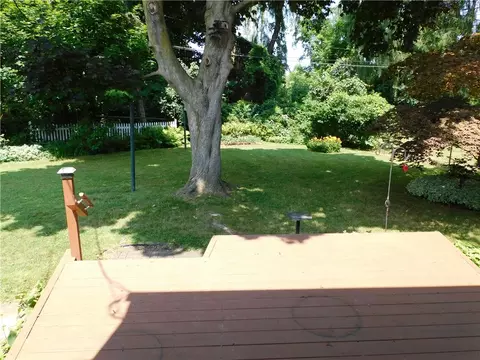 30 Deville Dr, Greece, NY 14612 photo 14