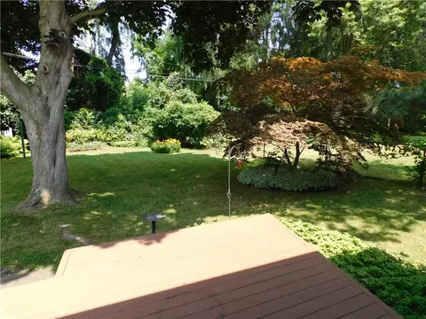 30 Deville Dr, Greece, NY 14612 photo 13