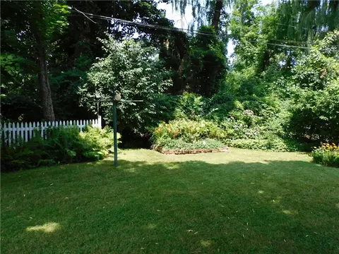 30 Deville Dr, Greece, NY 14612 photo 20