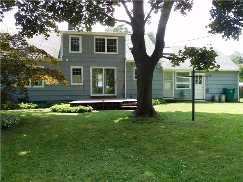 30 Deville Dr, Greece, NY 14612 photo 19