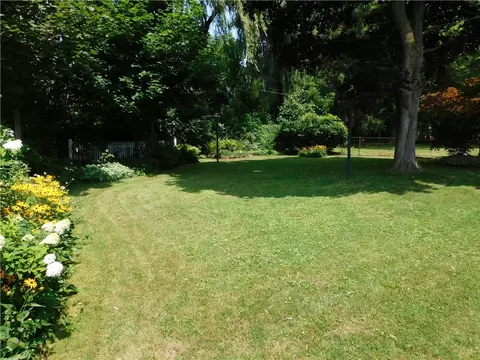 30 Deville Dr, Greece, NY 14612 photo 16
