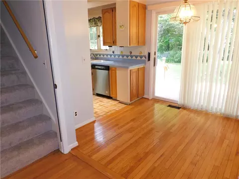 30 Deville Dr, Greece, NY 14612 photo 32