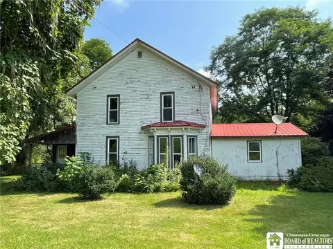 5574 Railroad Ave, Conewango Valley, NY 14726