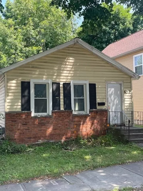 632 Smith St, Rochester, NY 14606