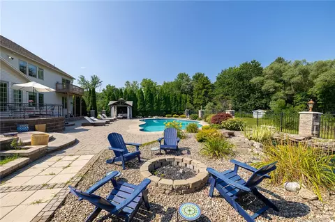 1 Stablegate Dr, Webster, NY 14580 photo 50