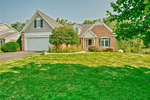 32 Ketchum St, Victor, NY 14564