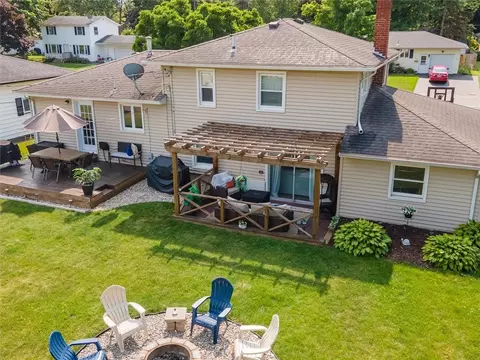 34 Gladmar Dr, Irondequoit, NY 14622 photo 32