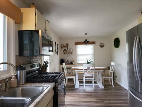 34 Gladmar Dr, Irondequoit, NY 14622 photo 11