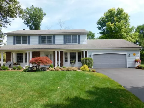 56 Black Spruce Ct, Greece, NY 14616