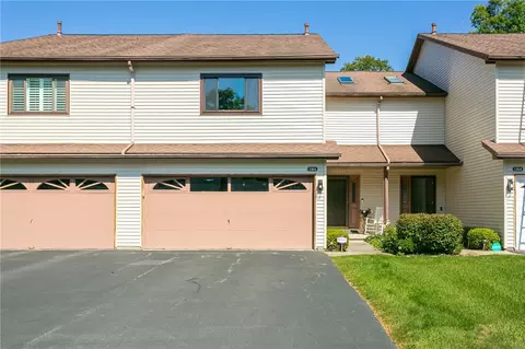1166 Ridge Crest Dr, Victor, NY 14564