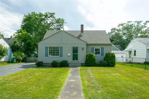 5295 Saint Paul Blvd, Irondequoit, NY 14617