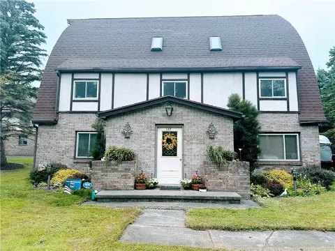 112 Huffer Rd, Parma, NY 14468