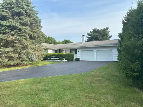 111 Gary Dr, Sweden, NY 14420