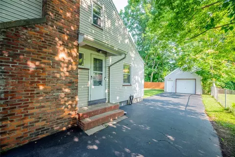 884 Whitlock Rd, Irondequoit, NY 14609 photo 34