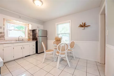 884 Whitlock Rd, Irondequoit, NY 14609 photo 17