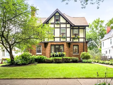 150 Seneca Pkwy, Rochester, NY 14613