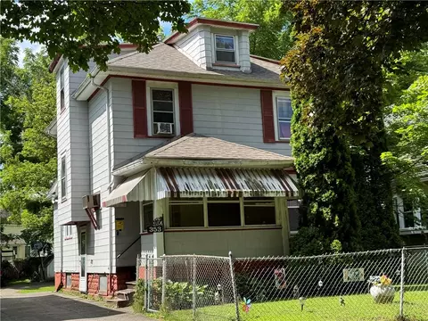 353 Magnolia St, Rochester, NY 14611