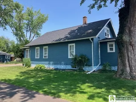 33 Willowbrook Ave, Dunkirk, NY 14048 photo 2