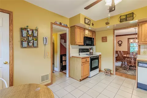 32 Westbourne Rd, Irondequoit, NY 14617 photo 23
