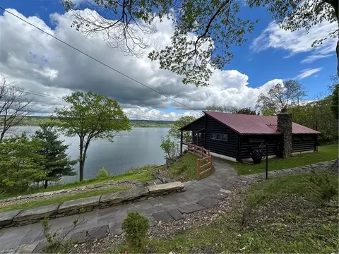 111 S Glenora Rd, Starkey, NY 14837