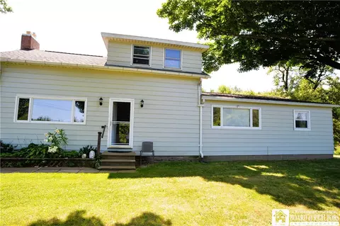 5353 Webster Rd, Brocton, NY 14716