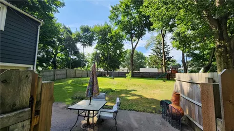 285 Winfield Rd, Irondequoit, NY 14622 photo 20
