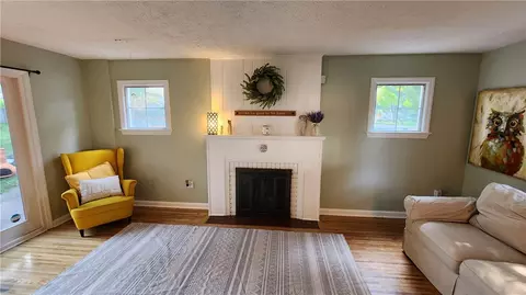 285 Winfield Rd, Irondequoit, NY 14622 photo 8