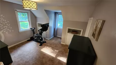 285 Winfield Rd, Irondequoit, NY 14622 photo 13